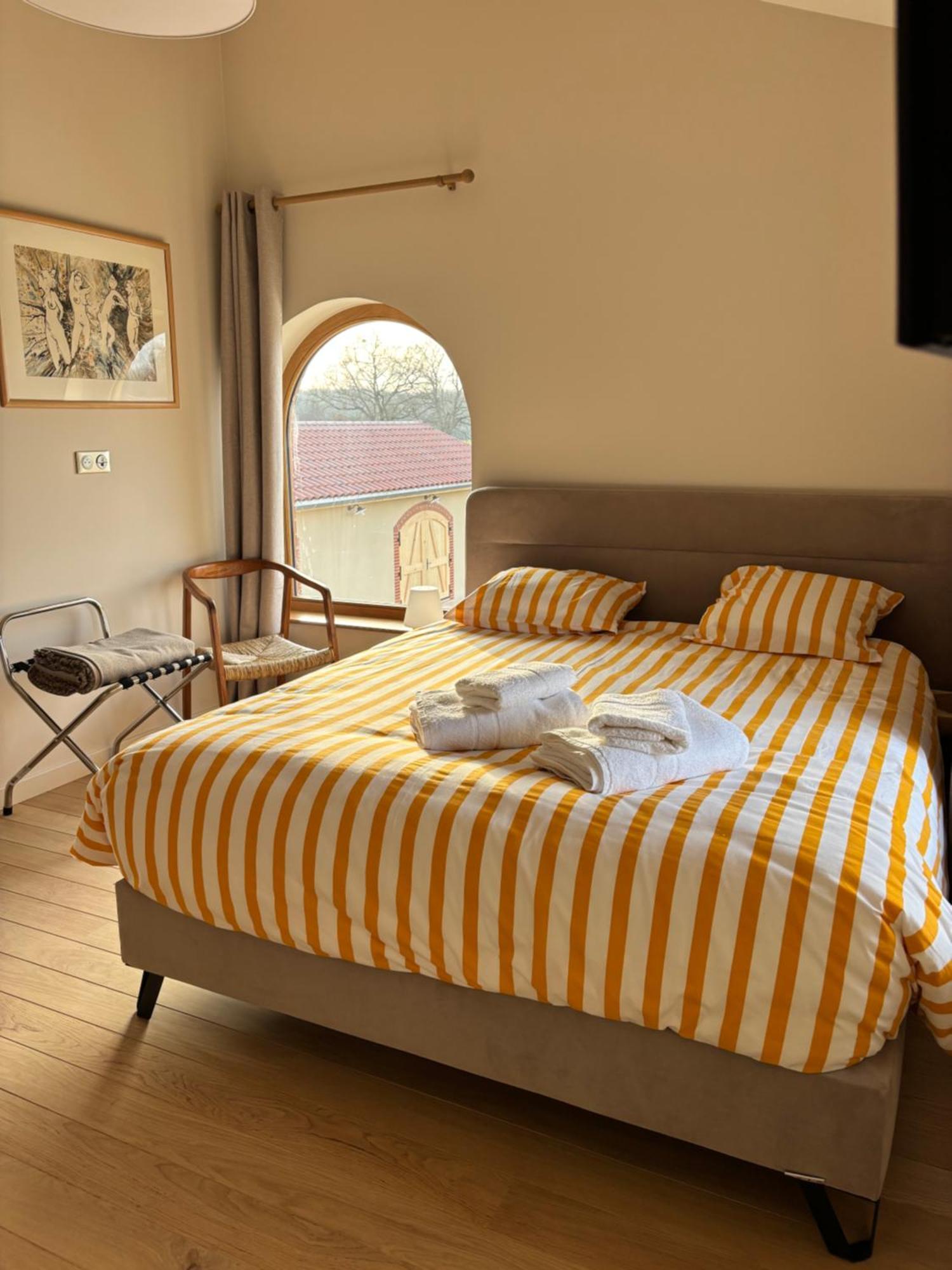 Le Domaine Du Pin Bed & Breakfast Châtillon-sur-Chalaronne Exterior foto